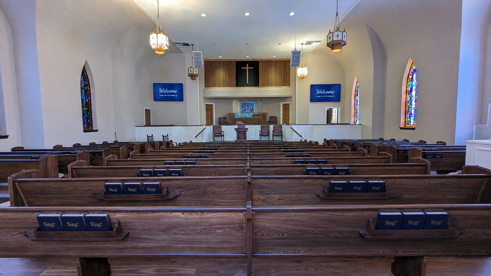 Interior sanctuary of First Baptist Church in Williamson